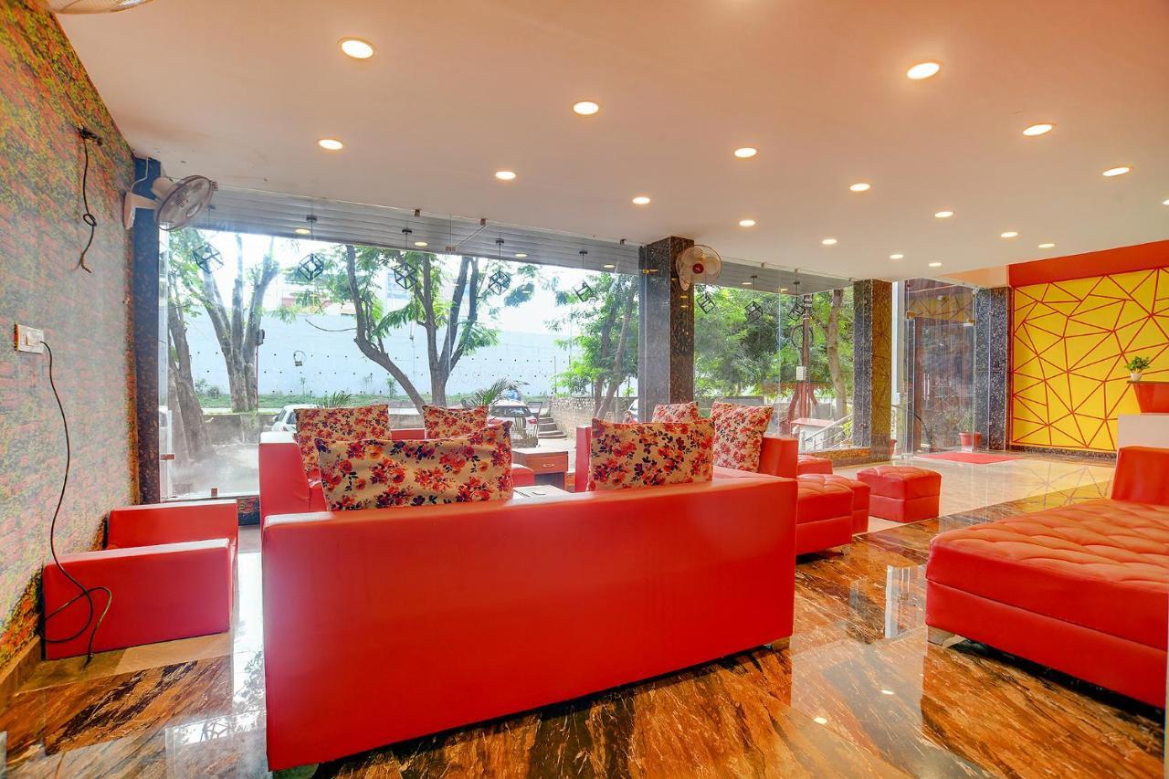 Fabhotel Rajat Crown Бопал Екстериор снимка